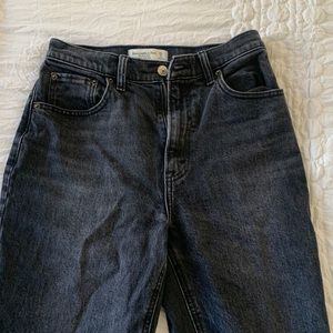 Abercrombie & Fitch KICK FLARE ULTRA HIGH RISE SIZE 26 REFULAR